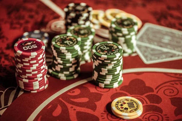 Live Lightning Baccarat table with multi-camera feed on capung4d login mobile app
